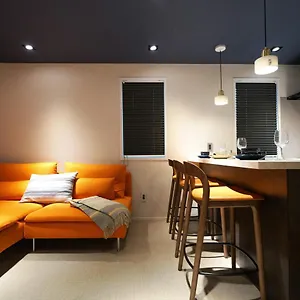 アパート Real Life Aoyama, 東京都