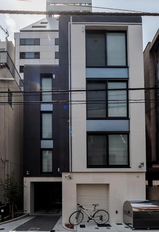 Space F Yoyogi Tokyo 0*,